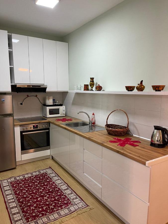 New Apartment In Center Of Tirana Exterior photo